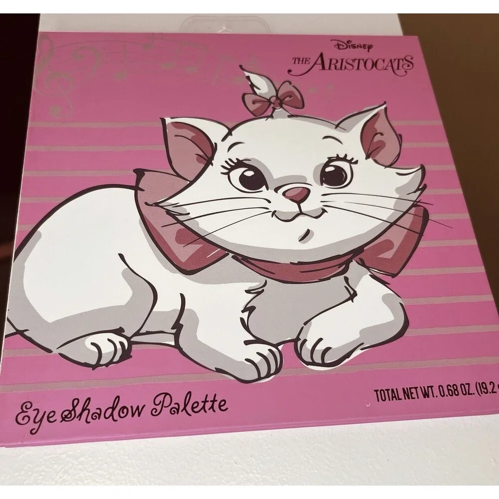 New Disney The Aristocats - MARIE - 16 Color Bow Imprinted Eyeshadow Palette